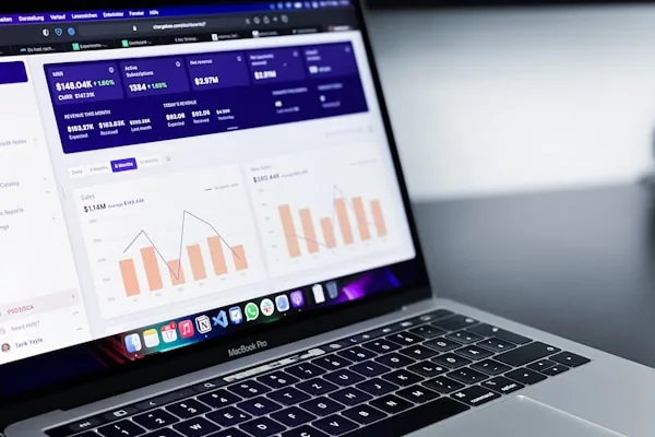 Cloud retail dashboard showing sales and channel performance